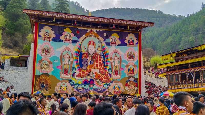 Thongdrel at Paro Tshechu