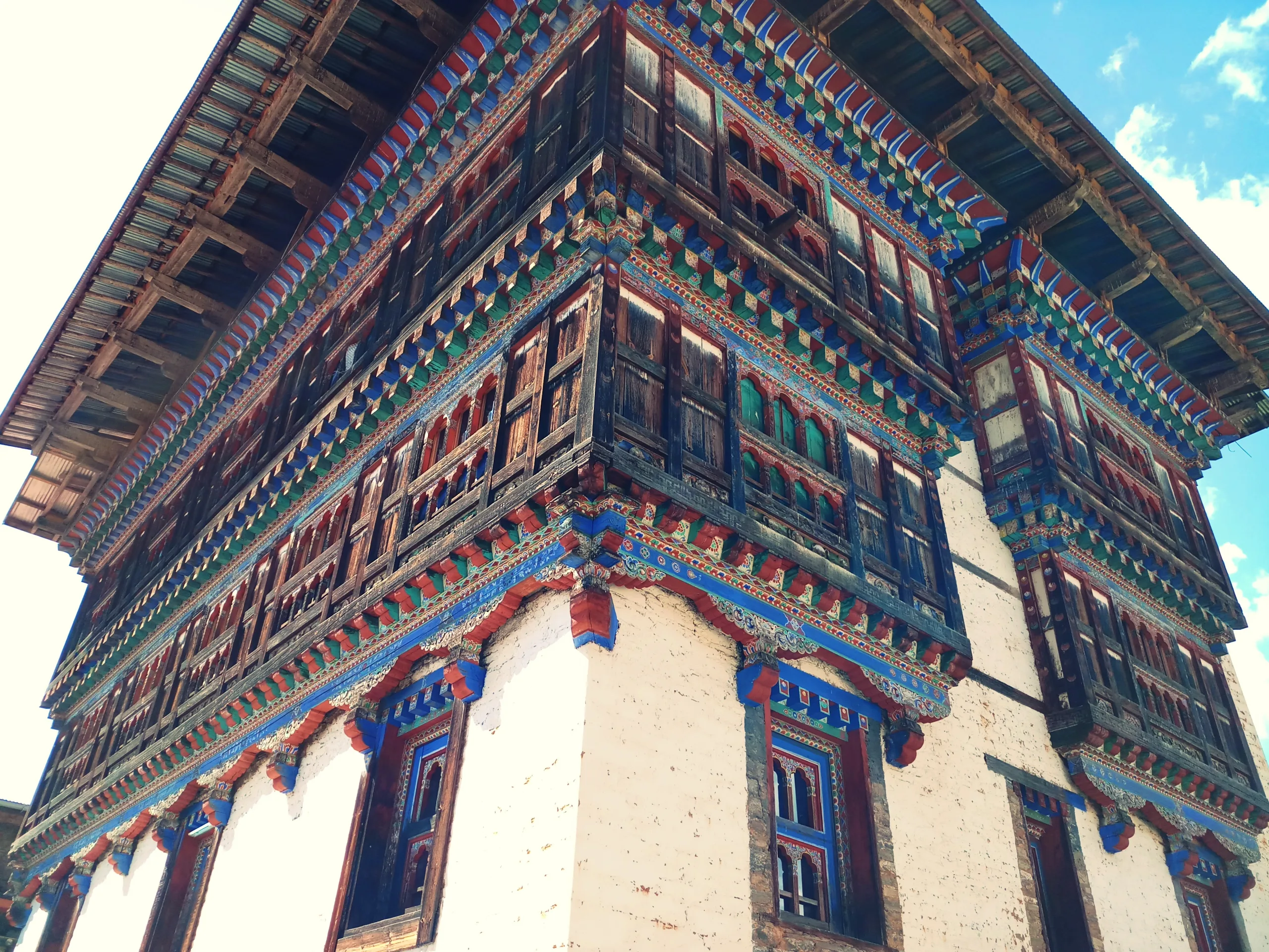 Choling Ugyen Choling Manor in Tang | A Historical and Cultural Treasure