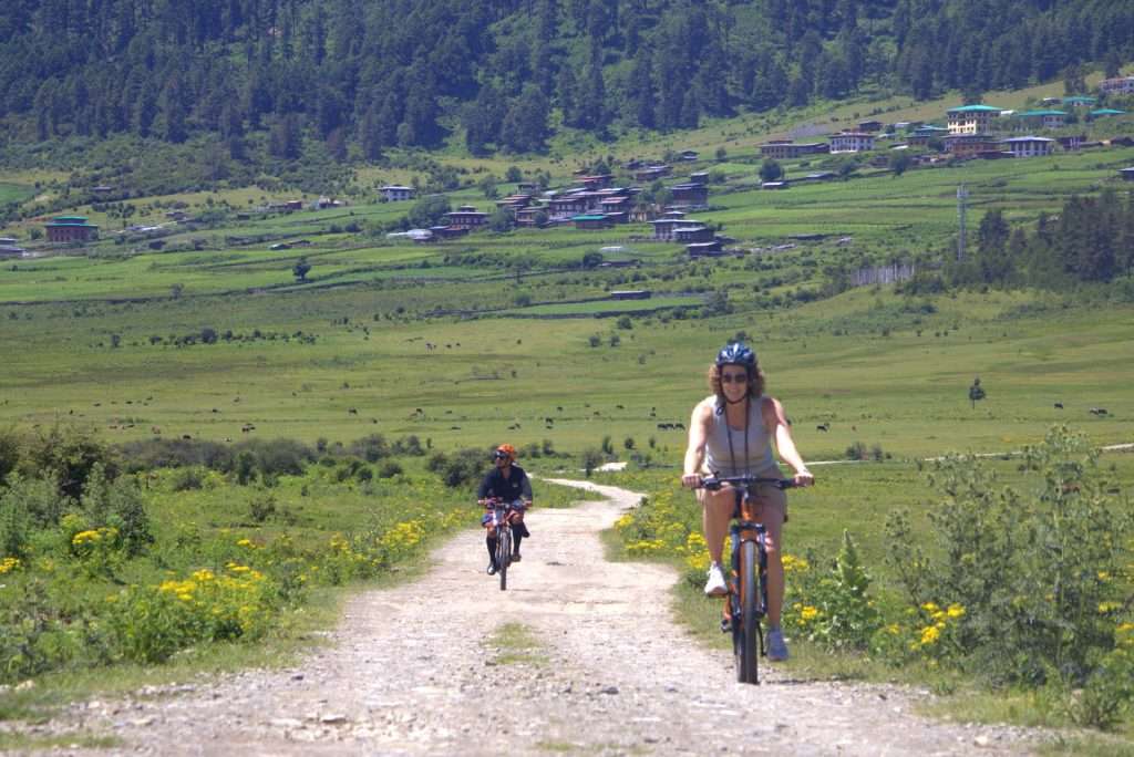Cycling in Phobjikha valley
