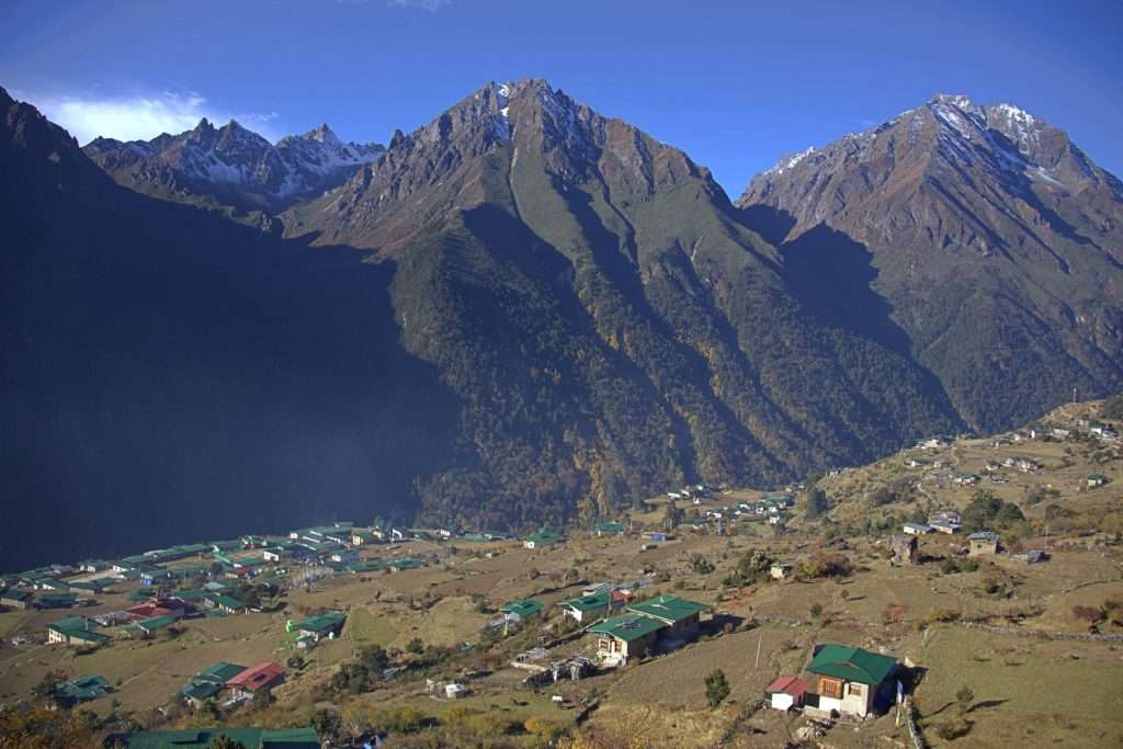 Laya Village